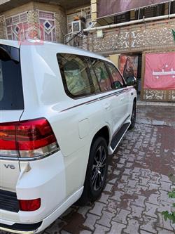 تويوتا لاندكروزر